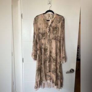 Elegant Beige Patterned Dress